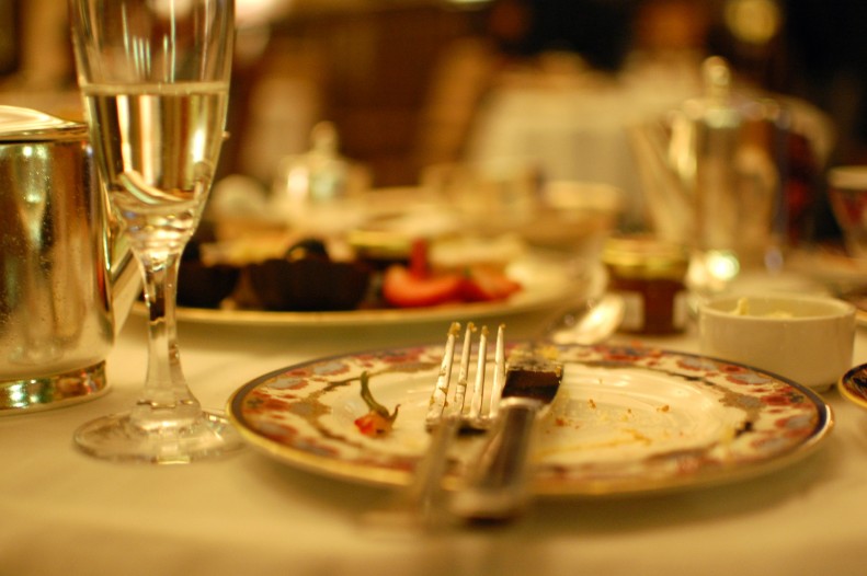 plate and cutlery