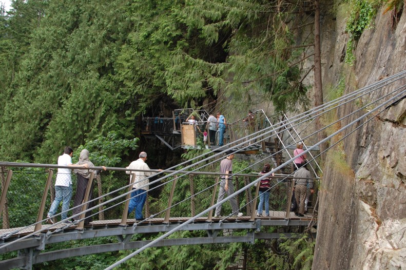 Capilano suspension bridge cliffwalk, Vancouver